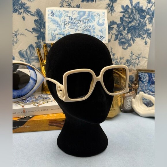 🆕 GUCCI 🧿 NWOT GG1326S 002 Ivory Oversized Square Sunglass, Brown Gradient - Picture 2 of 16
